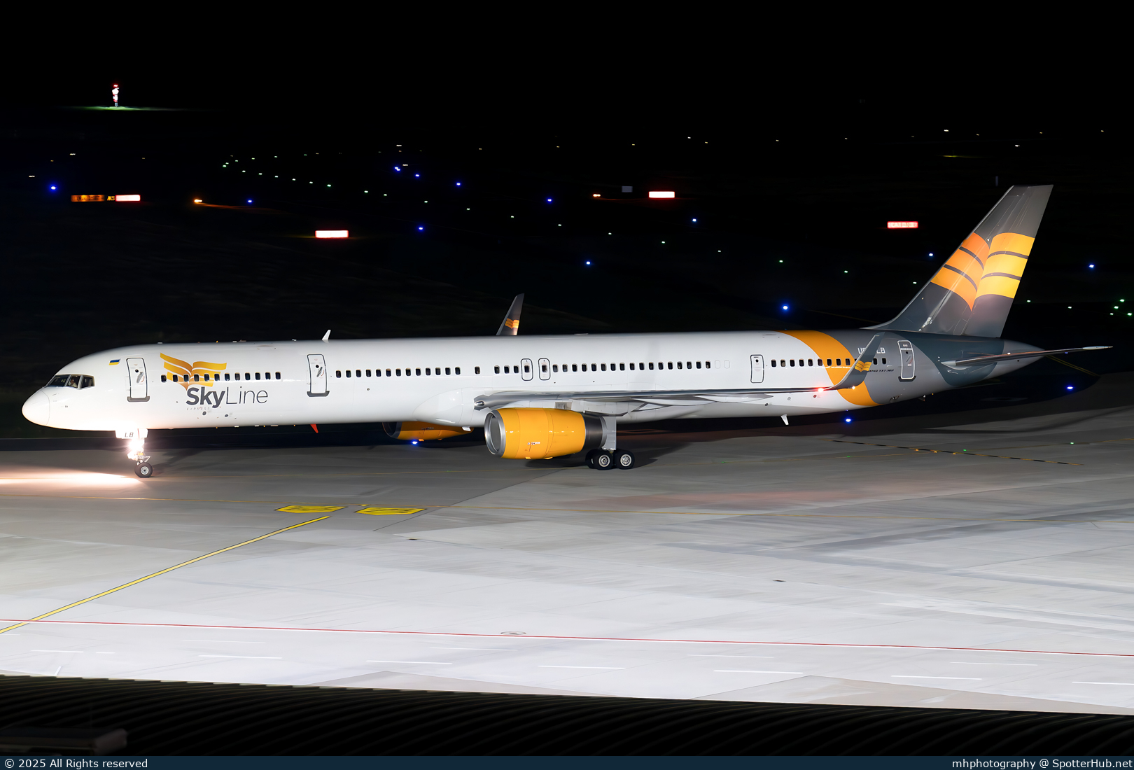 Photo of UR-SLB - Boeing 757-330 operated by Skyline Express Airlines