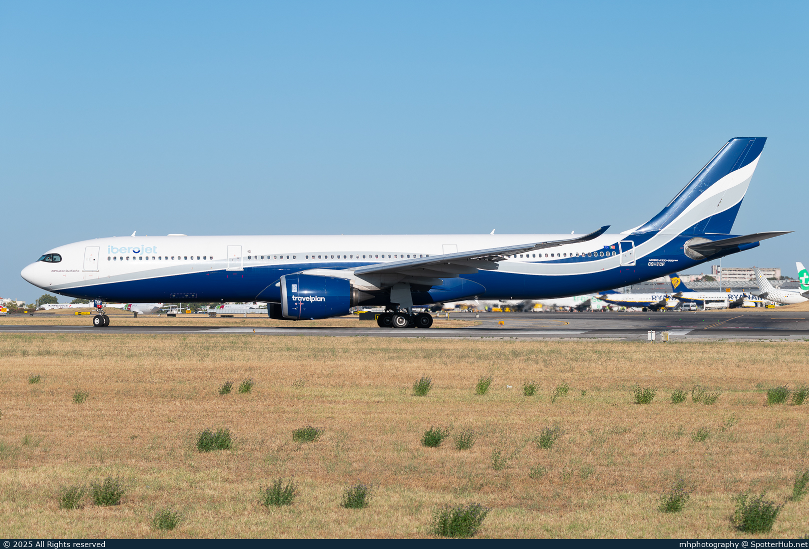 Photo of CS-TCF - Airbus A330-941 operated by Iberojet