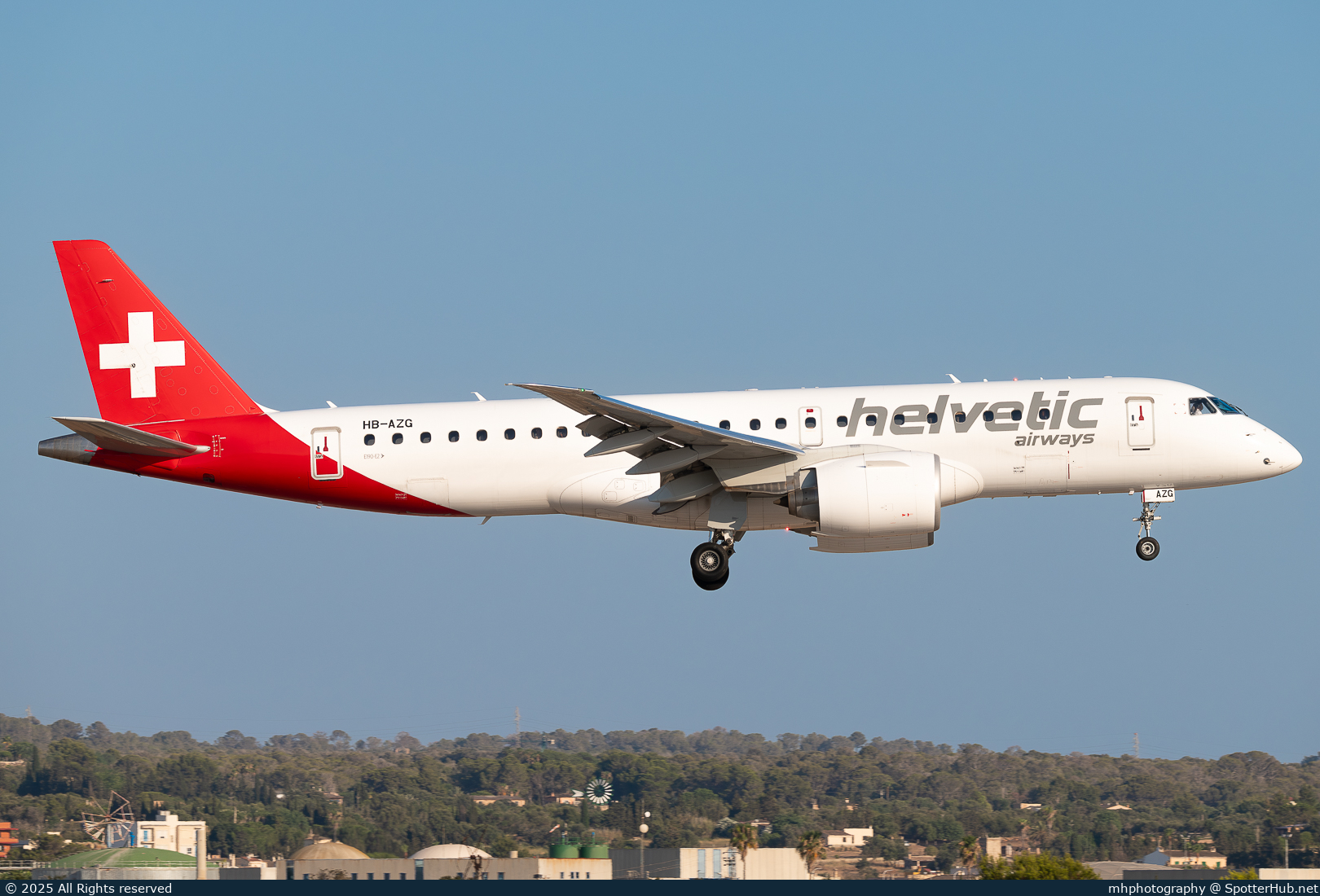 Photo of HB-AZG - Embraer ERJ-190-E2 operated by Helvetic Airways