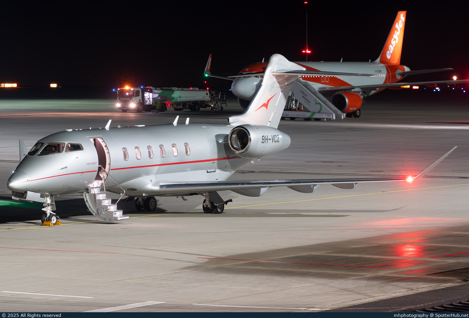 Photo of 9H-VCZ - Bombardier Challenger 350 operated by VistaJet