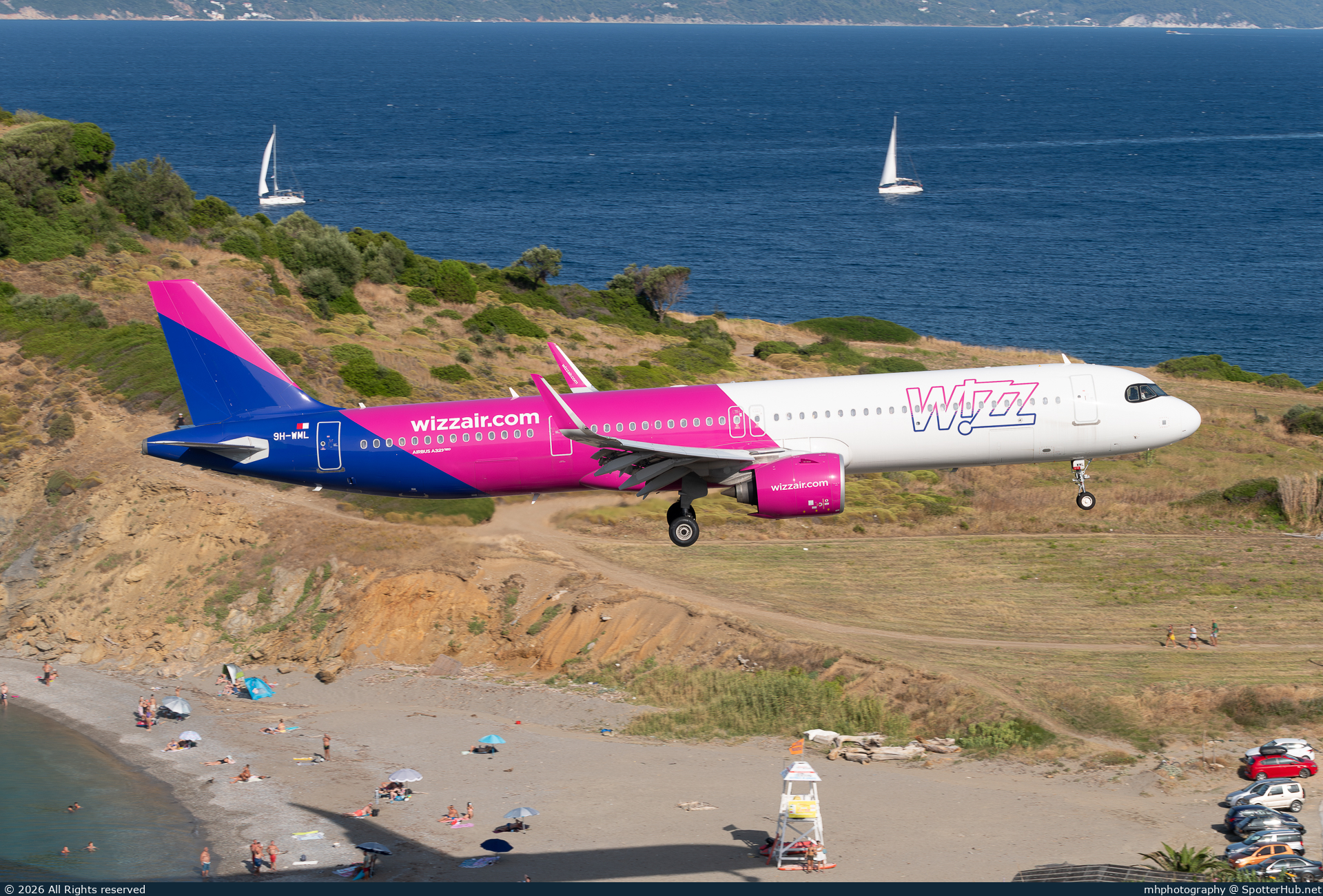 Photo of 9H-WML - Airbus A321-271NX operated by Wizz Air Malta