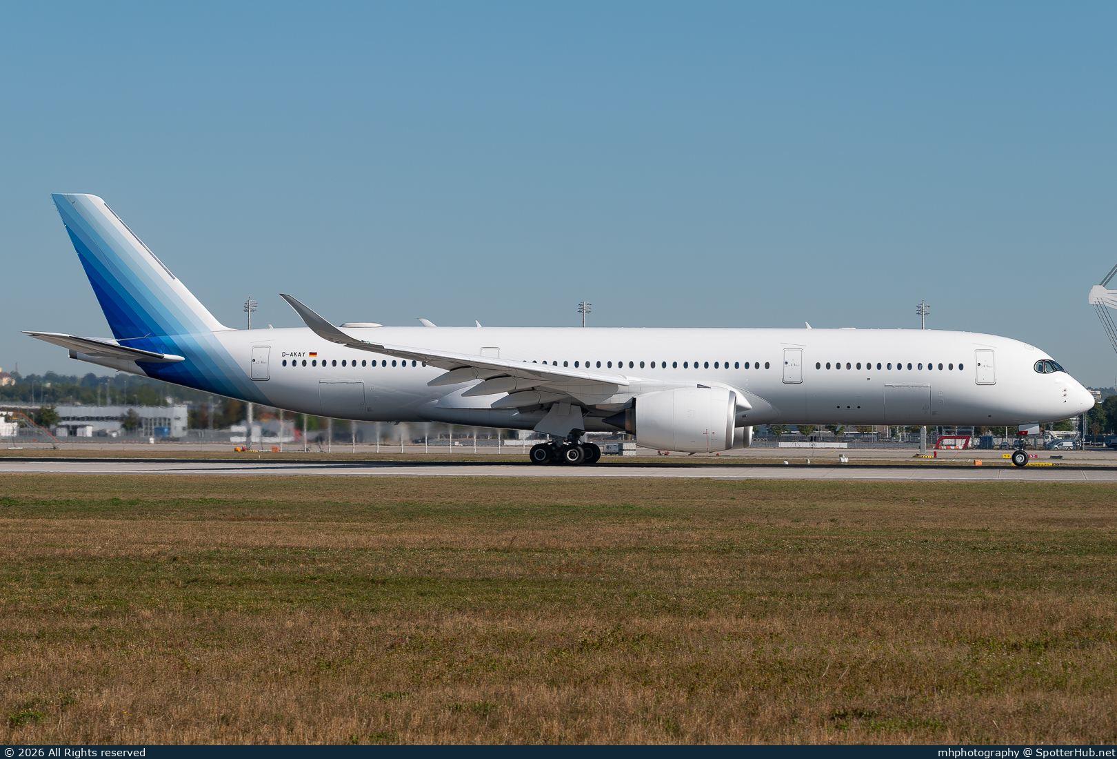 Photo of D-AKAY - Airbus A350-941(CJ) operated by K5 Aviation