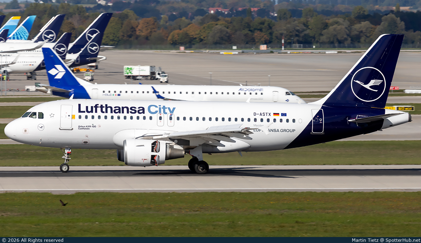 Photo of D-ASTX - Airbus A319-112 operated by Lufthansa City Airlines