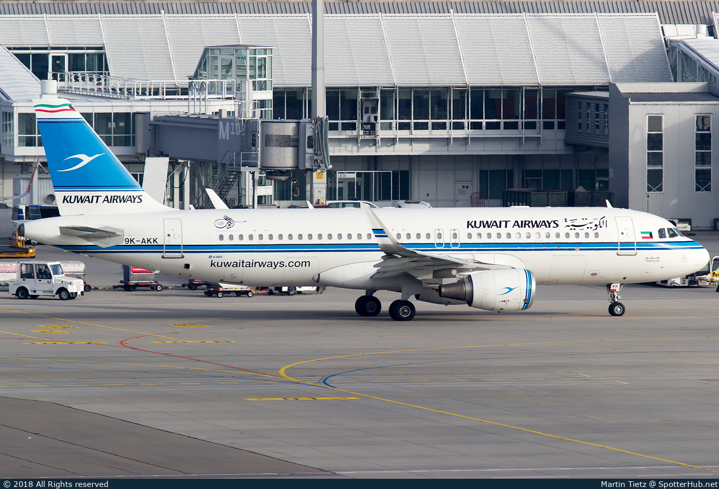 Photo of 9K-AKK - Airbus A320-214 operated by Kuwait Airways