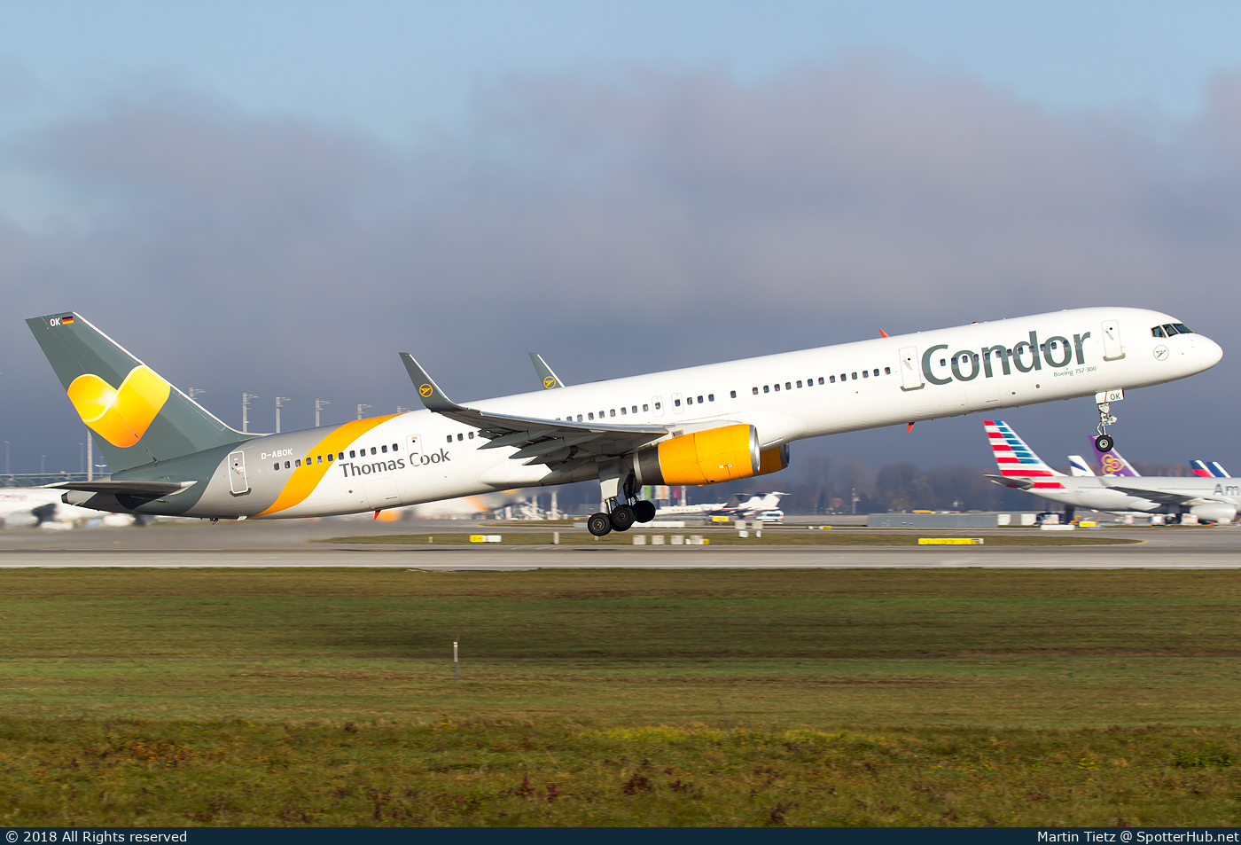 Photo of D-ABOK - Boeing 757-330 operated by Condor