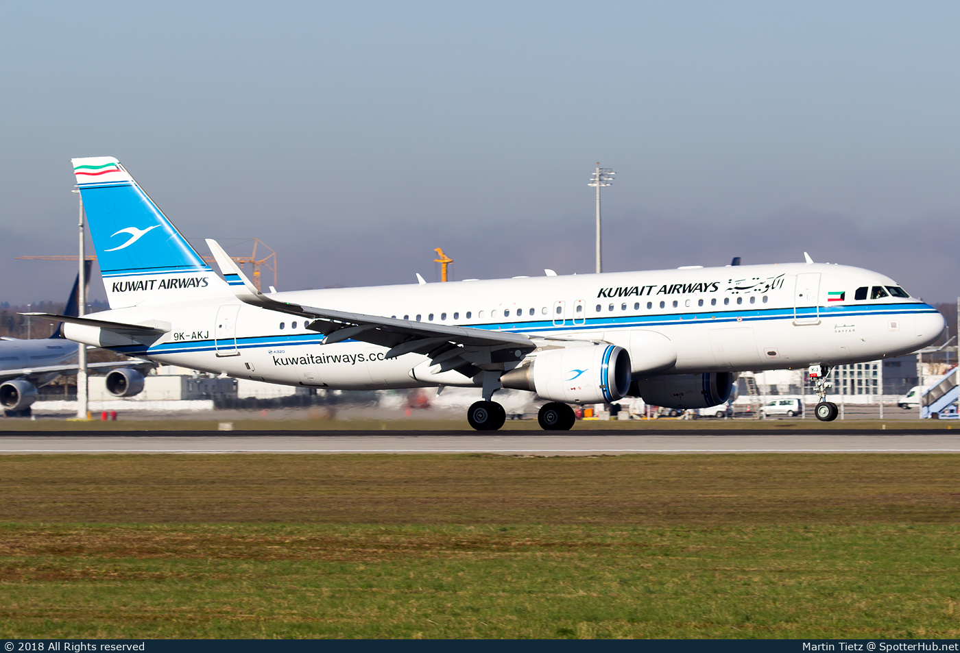 Photo of 9K-AKJ - Airbus A320-214 operated by Kuwait Airways