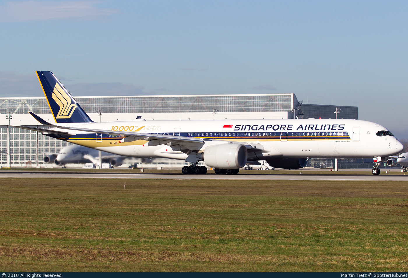 Photo of 9V-SMF - Airbus A350-941 operated by Singapore Airlines