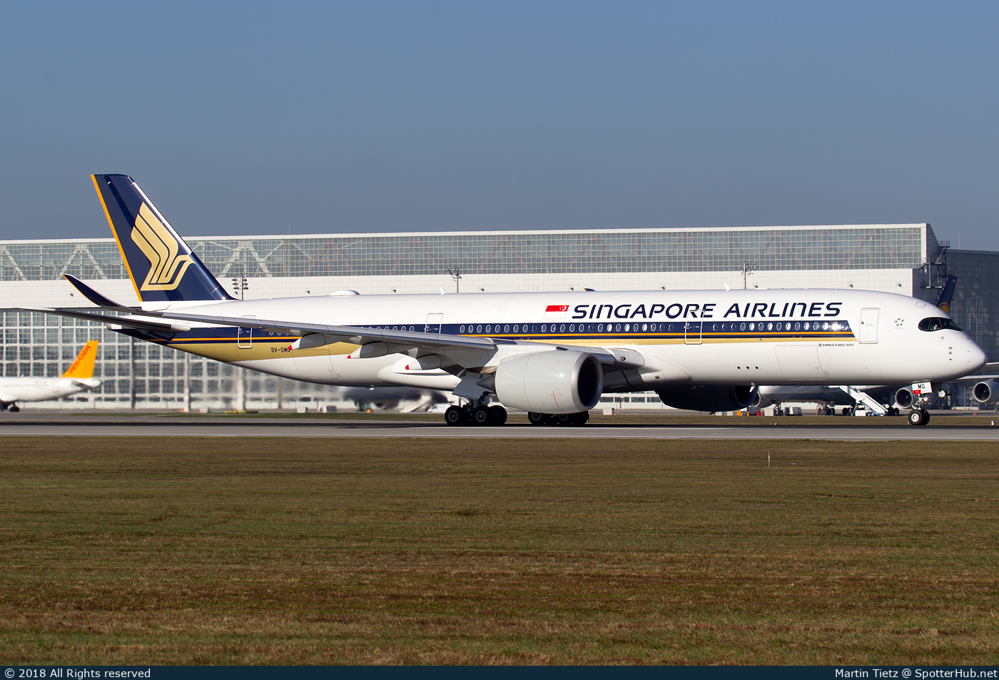 Photo of 9V-SMG - Airbus A350-941 operated by Singapore Airlines