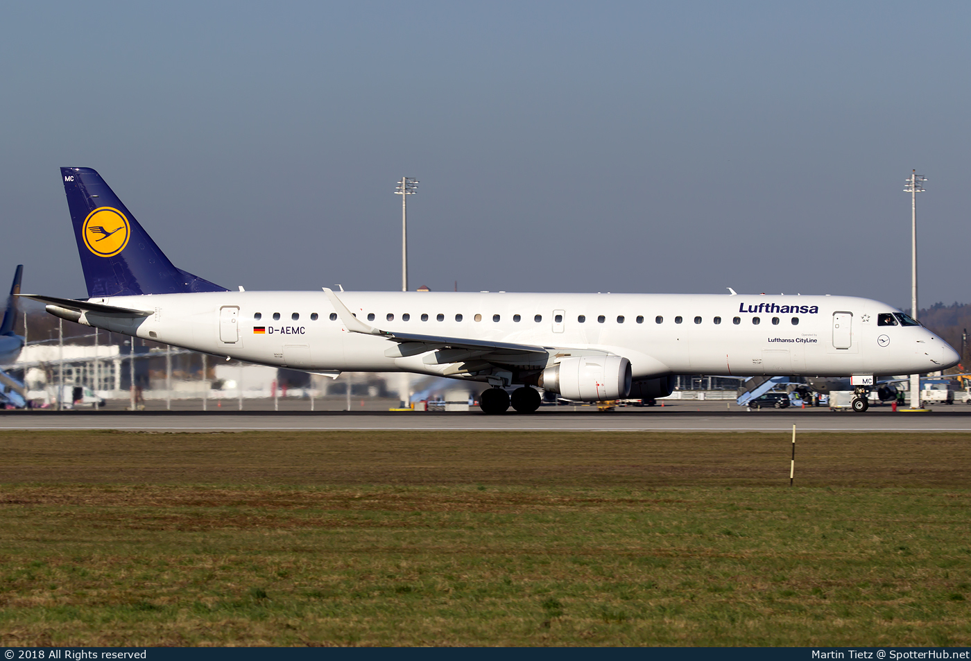Photo of D-AEMC - Embraer ERJ-195LR operated by Lufthansa CityLine