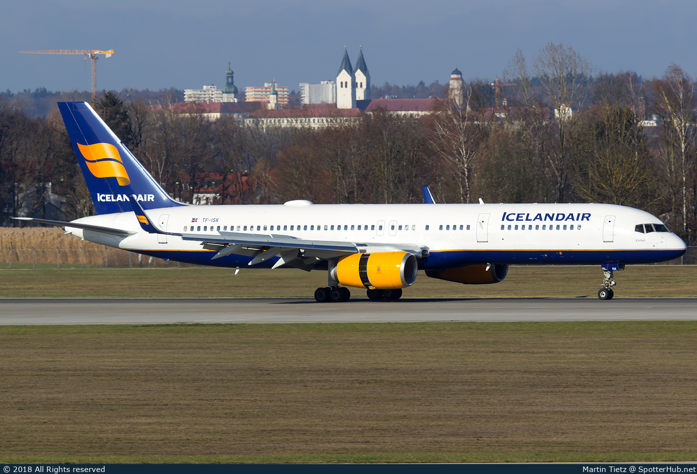 Photo of TF-ISK - Boeing 757-223 operated by Icelandair