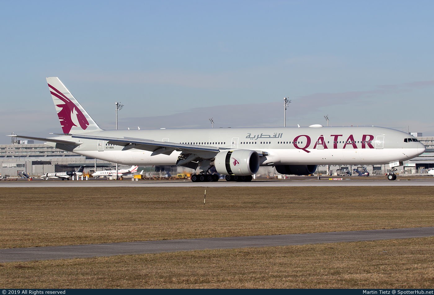 Photo of A7-BEK - Boeing 777-3DZ(ER) operated by Qatar Airways