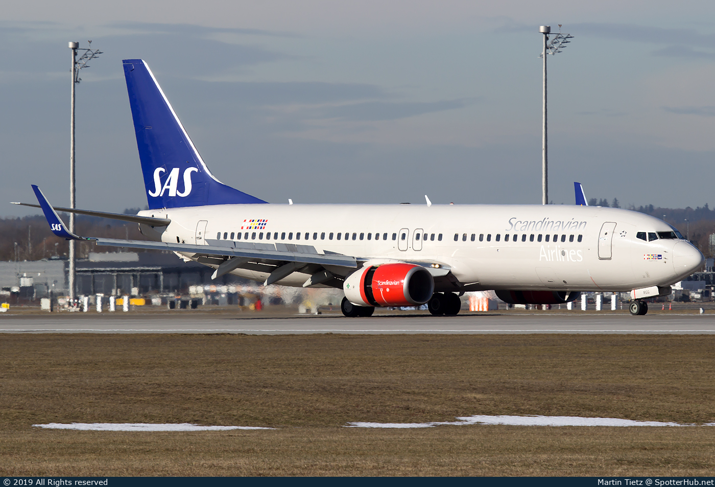 Photo of LN-RGG - Boeing 737-86N operated by SAS Scandinavian Airlines