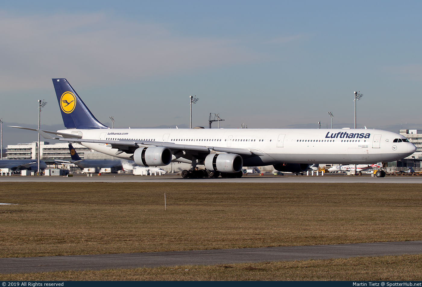 Photo of D-AIHE - Airbus A340-642 operated by Lufthansa