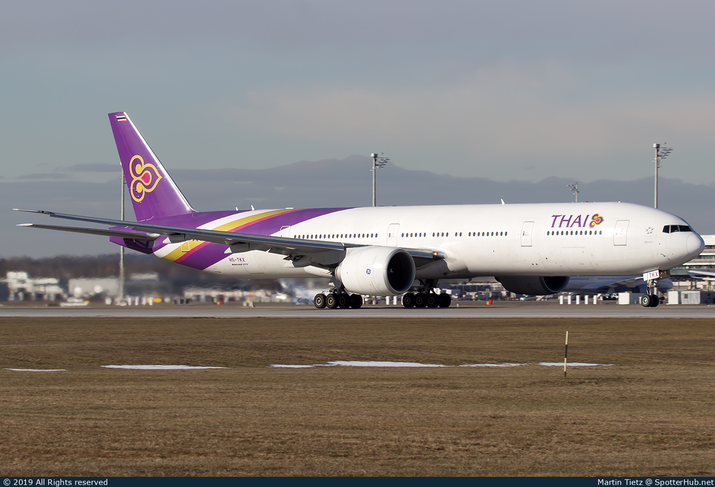 Photo of HS-TKX - Boeing 777-3D7(ER) operated by Thai Airways International