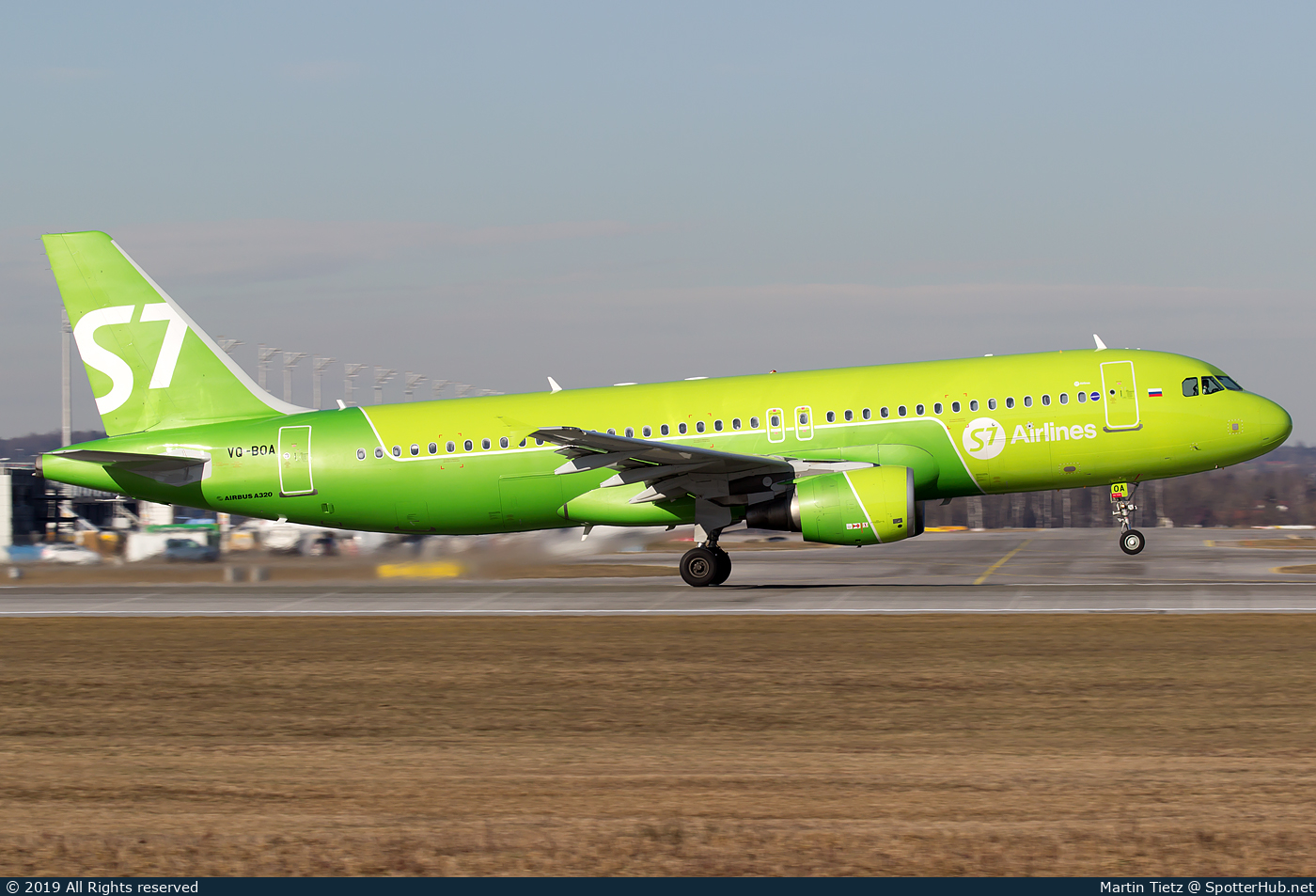 Photo of VQ-BOA - Airbus A320-214 operated by S7 Airlines