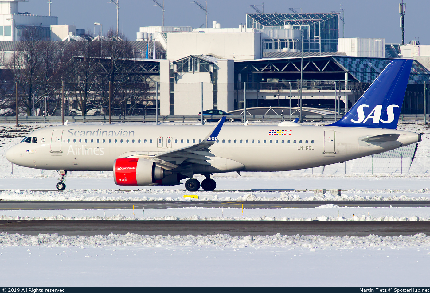 Photo of LN-RGL - Airbus A320-251N operated by SAS Scandinavian Airlines
