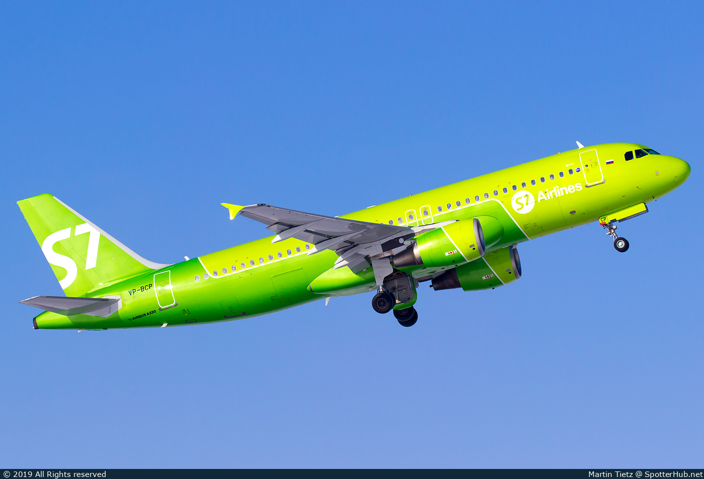 Photo of VP-BCP - Airbus A320-214 operated by S7 Airlines