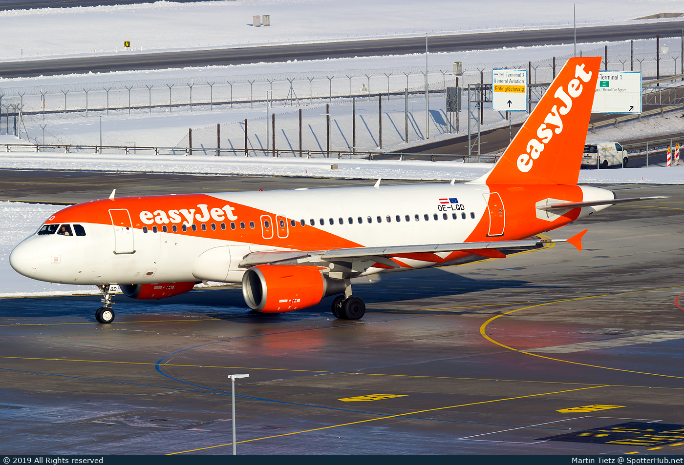 Photo of OE-LQD - Airbus A319-111 operated by easyJet Europe