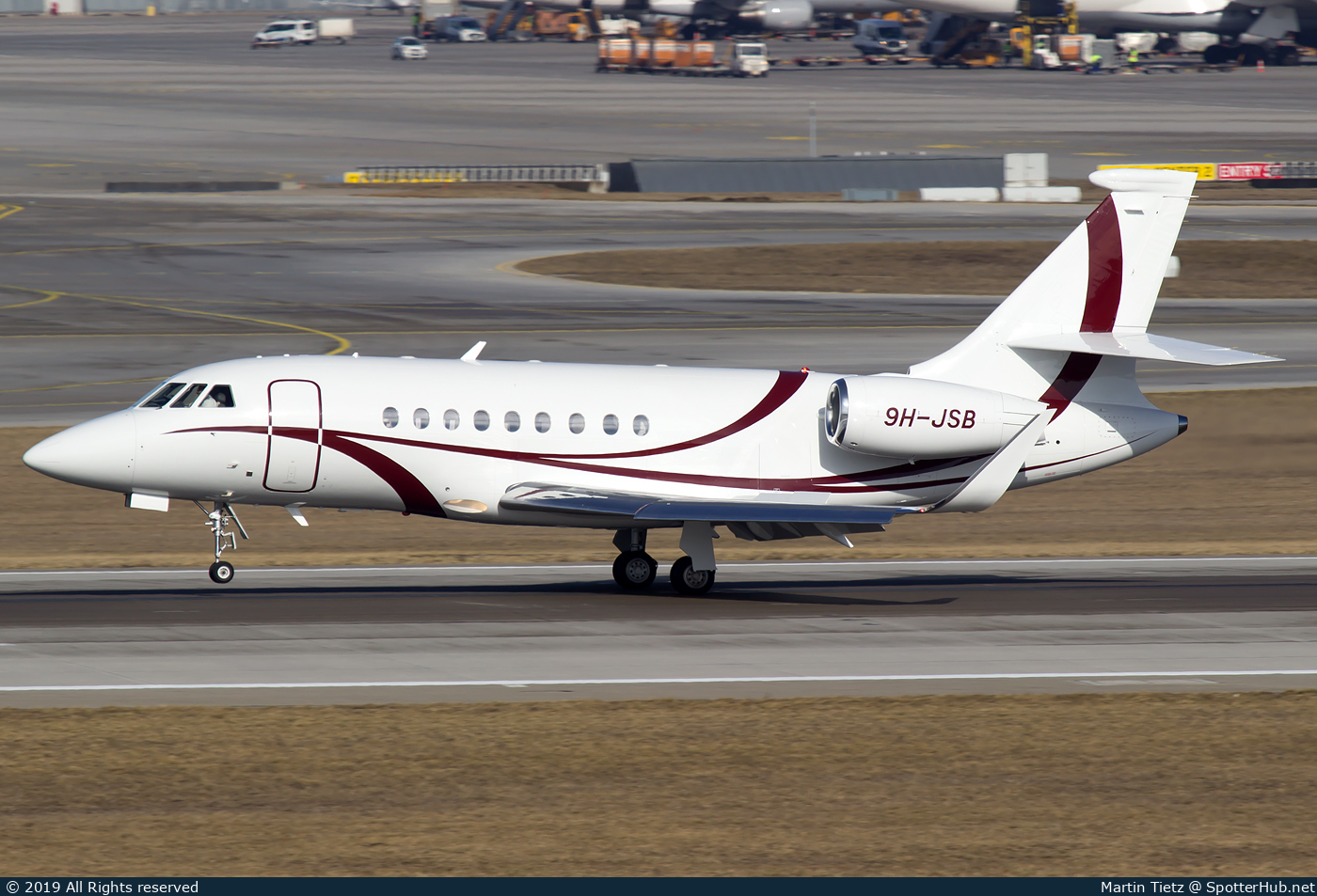 Photo of 9H-JSB - Dassault Falcon 2000LXS operated by TAG Aviation Malta