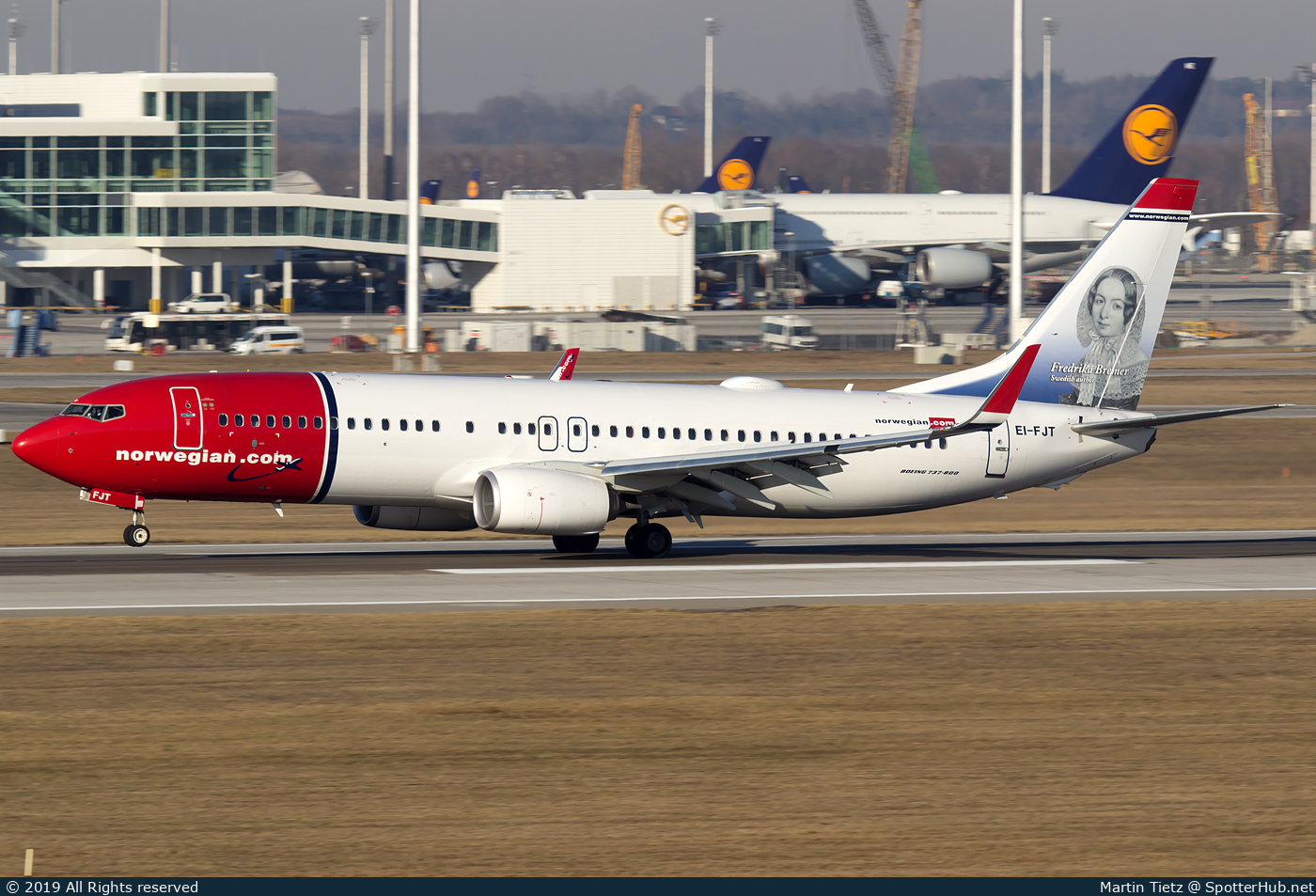 Photo of EI-FJT - Boeing 737-8JP operated by Norwegian Air International