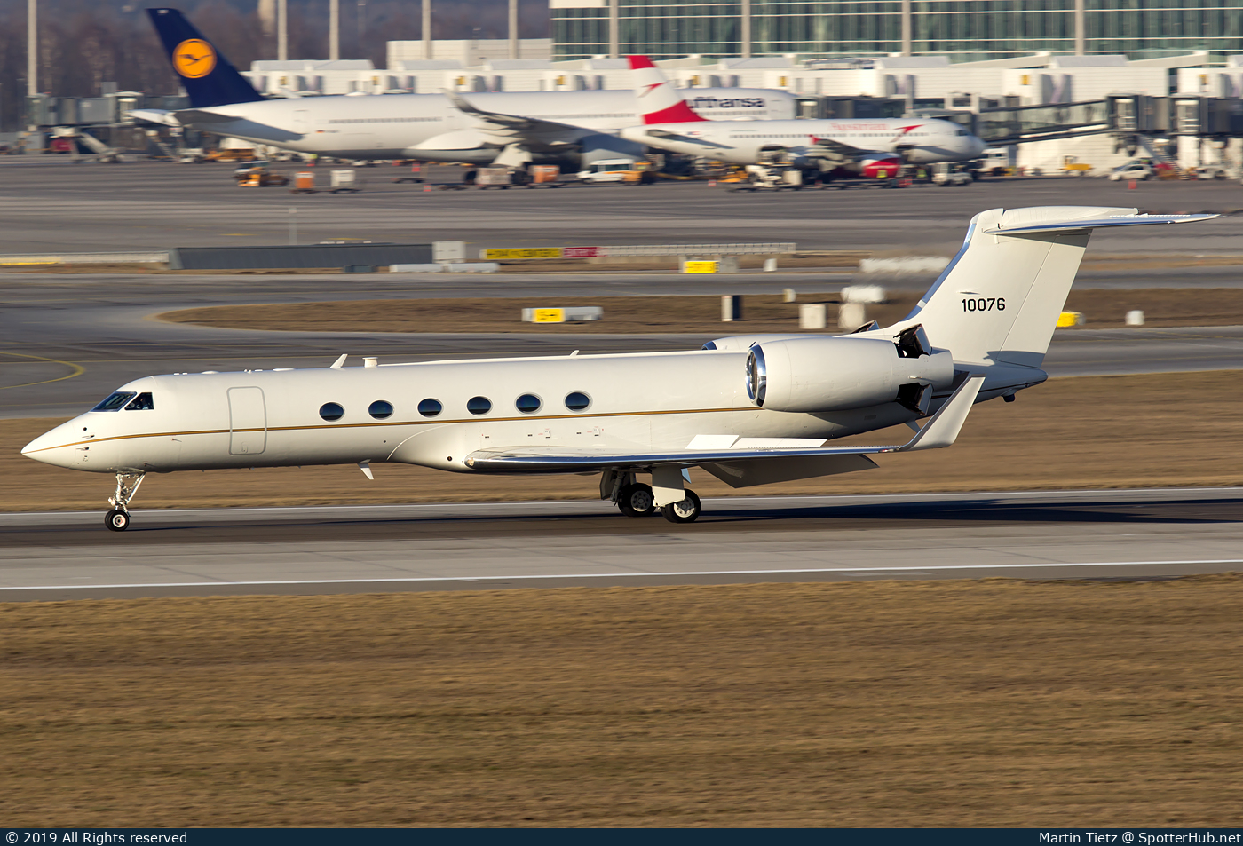 Photo of 01-0076 - Gulfstream C-37A operated by US Air Force