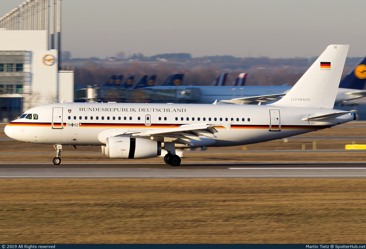 Photo of 15+02 - Airbus A319-133(CJ) operated by German Air Force