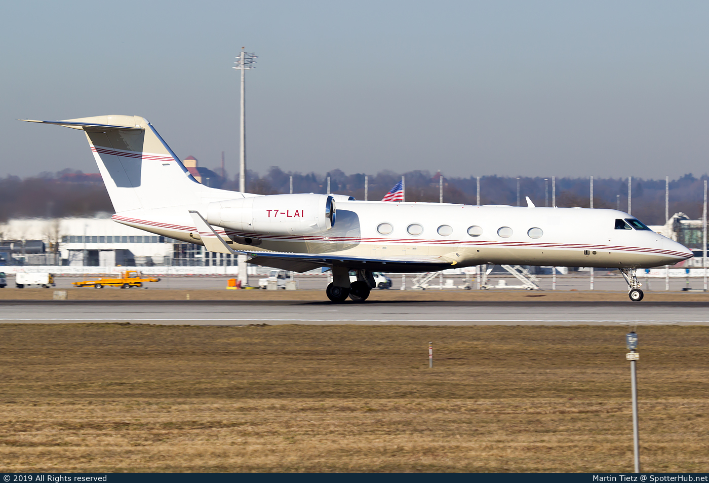 Photo of T7-LAI - Gulfstream GIV-X (G450) operated by Skybridge International Balkan