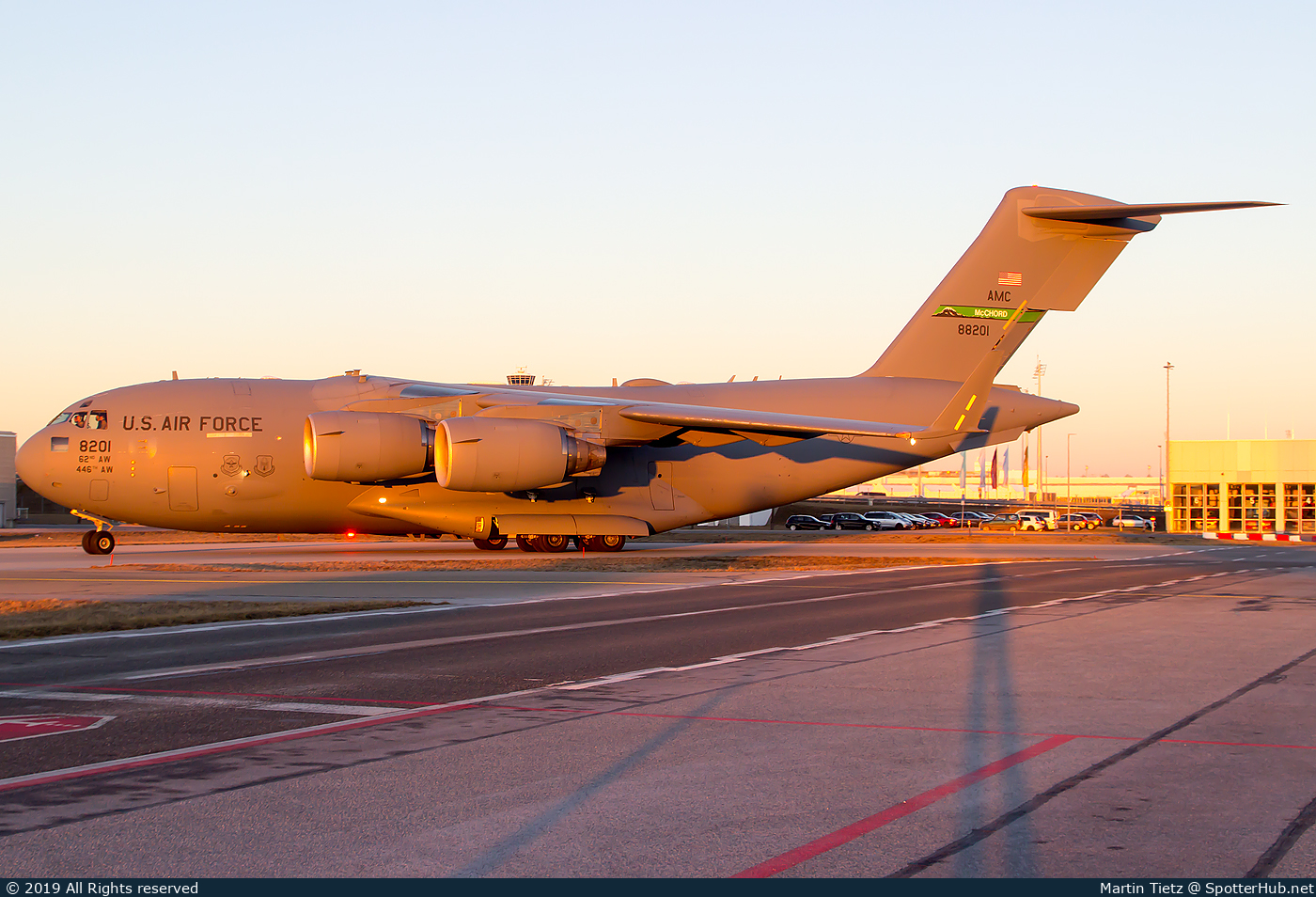 Photo of 08-8201 - Boeing C-17A Globemaster III operated by US Air Force