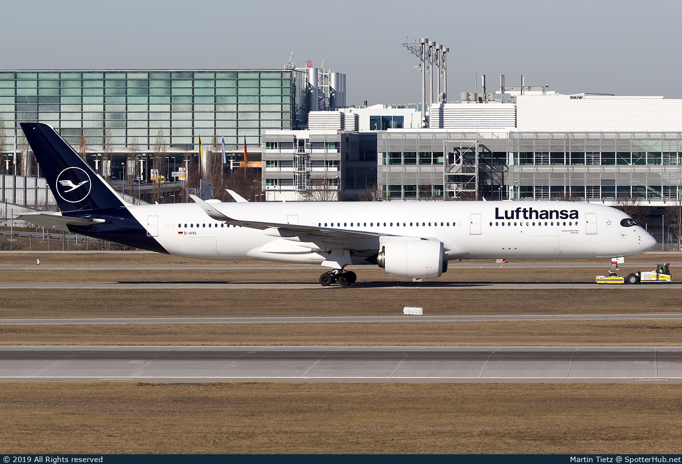 Photo of D-AIXL - Airbus A350-941 operated by Lufthansa
