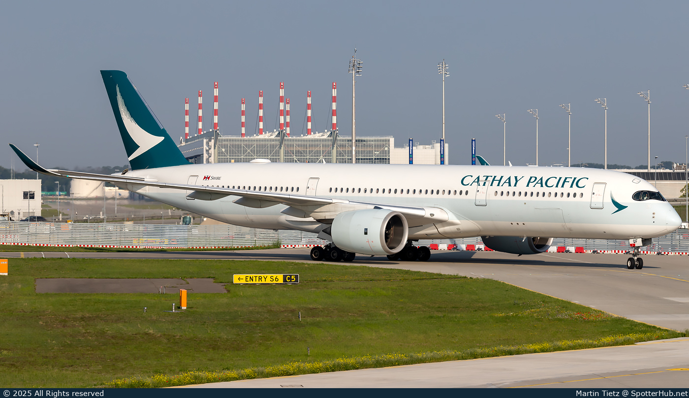 Photo of B-LQF - Airbus A350-941 operated by Cathay Pacific Airways