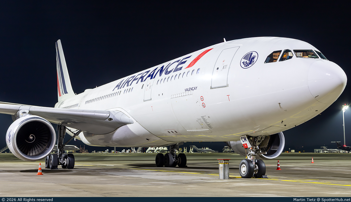 Photo of F-GZCM - Airbus A330-203 operated by Air France