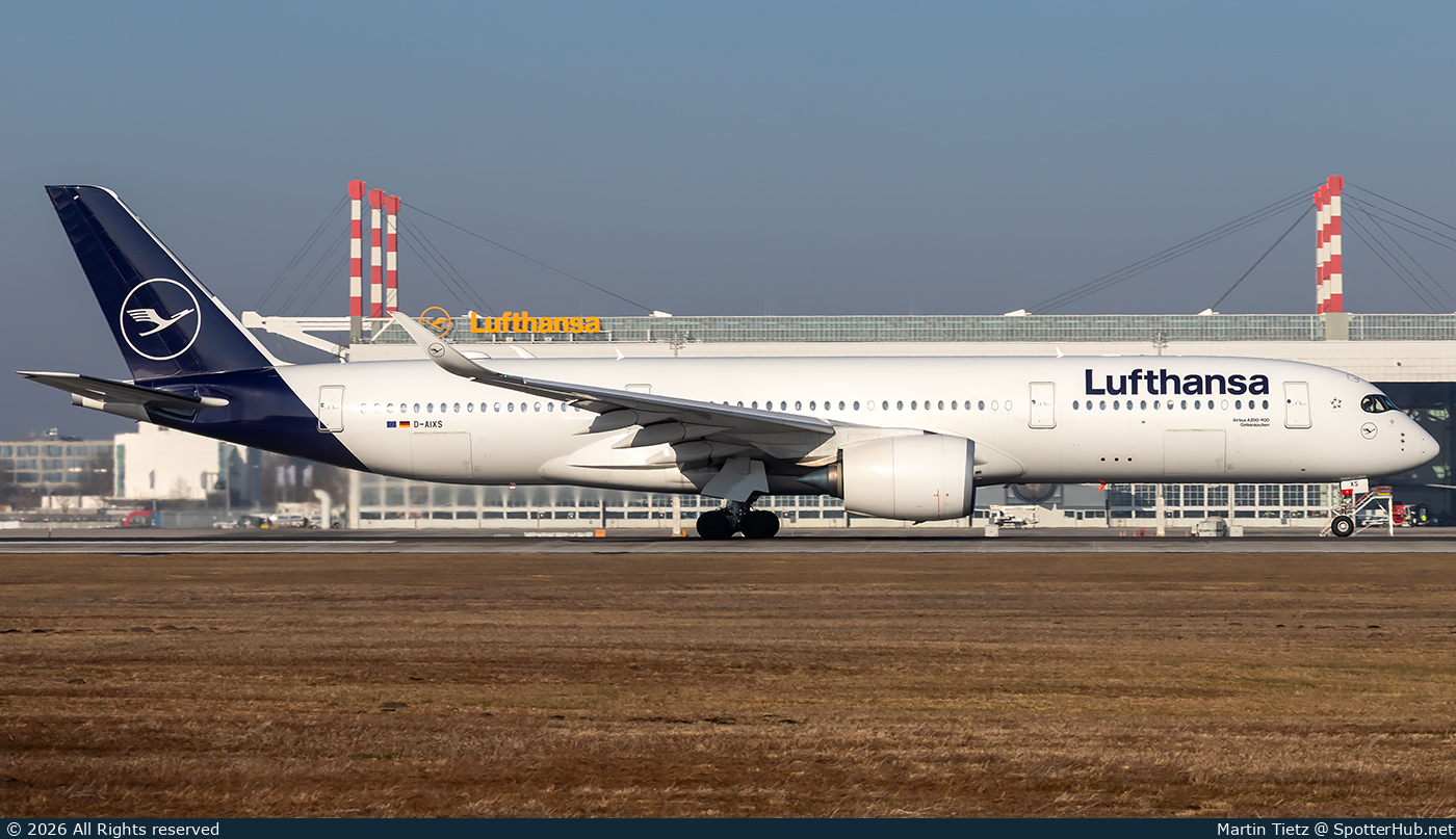 Photo of D-AIXS - Airbus A350-941 operated by Lufthansa