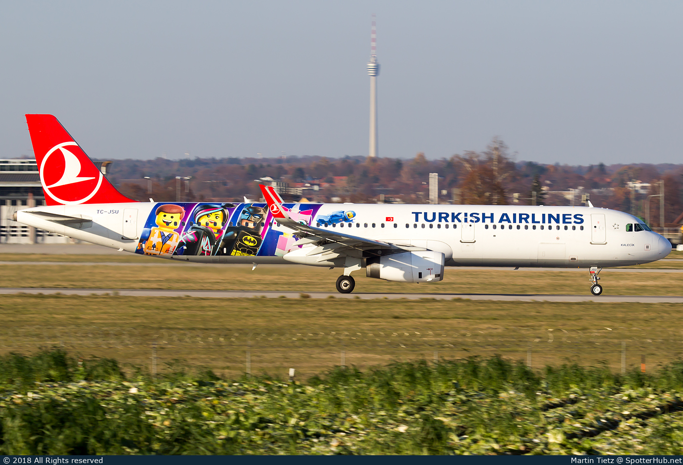 Photo of TC-JSU - Airbus A321-231 operated by Turkish Airlines