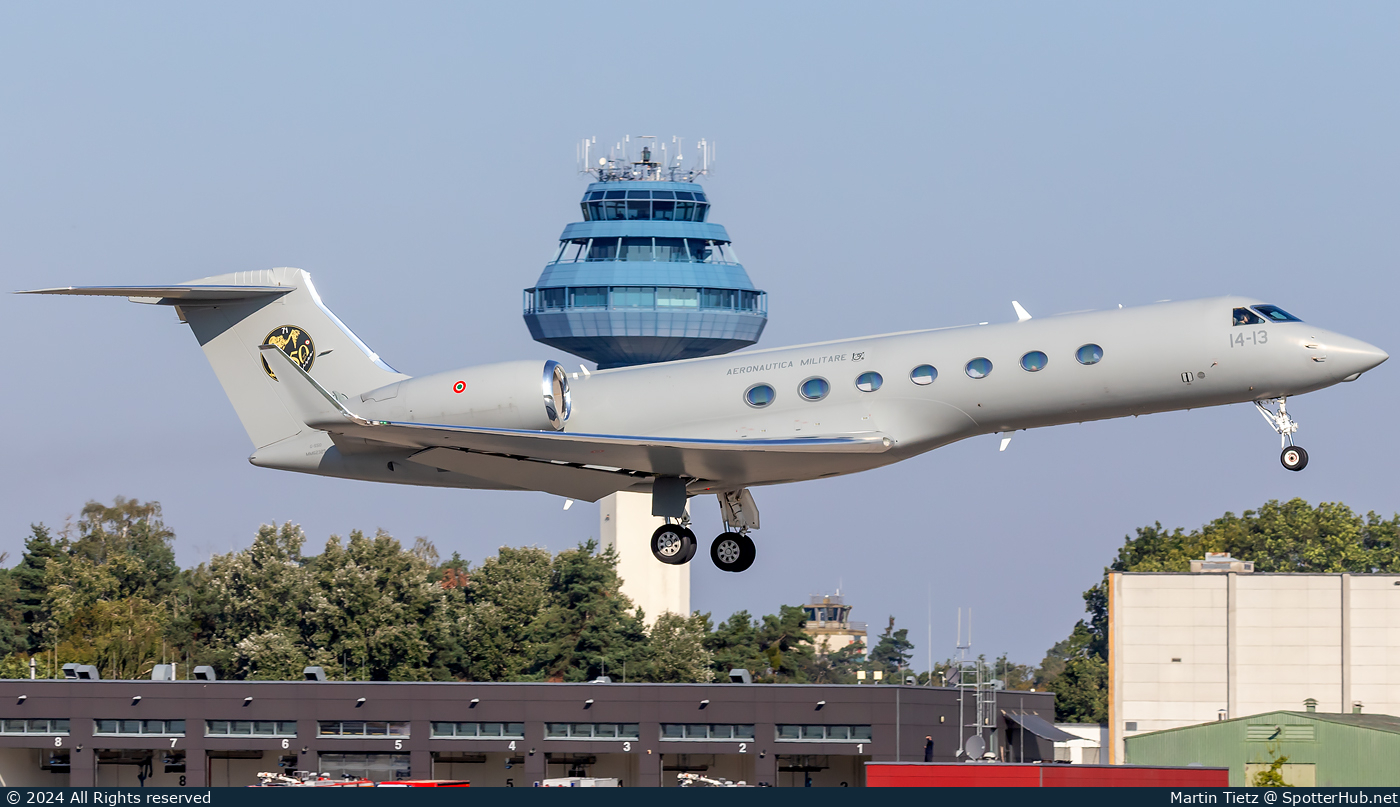 Photo of MM62329 - Gulfstream GV-SP (G550) operated by Italian Air Force