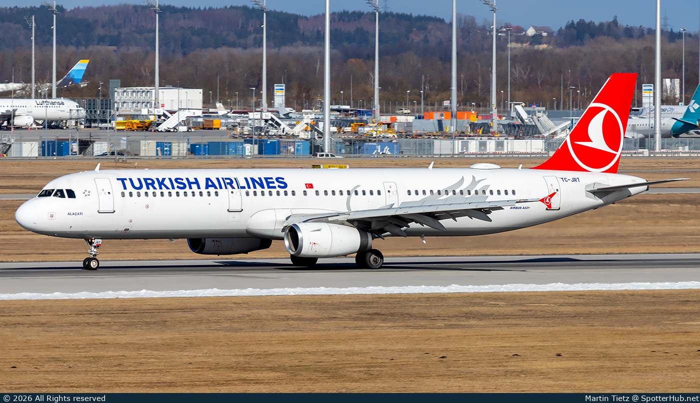 Photo of TC-JRT - Airbus A321-231 operated by Turkish Airlines