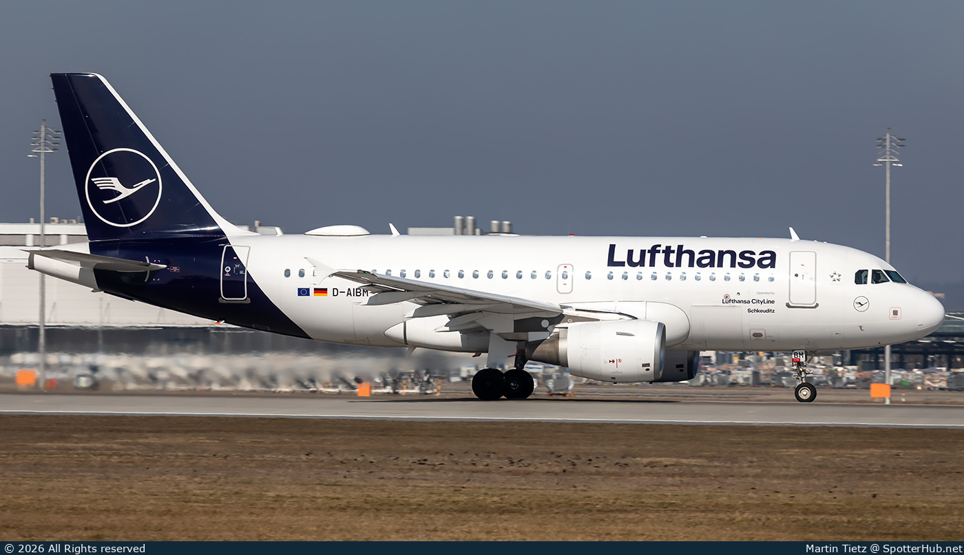 Photo of D-AIBM - Airbus A319-112 operated by Lufthansa CityLine