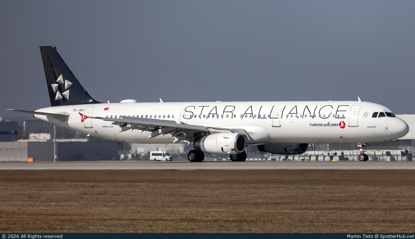 Photo of TC-JRO - Airbus A321-231 operated by Turkish Airlines
