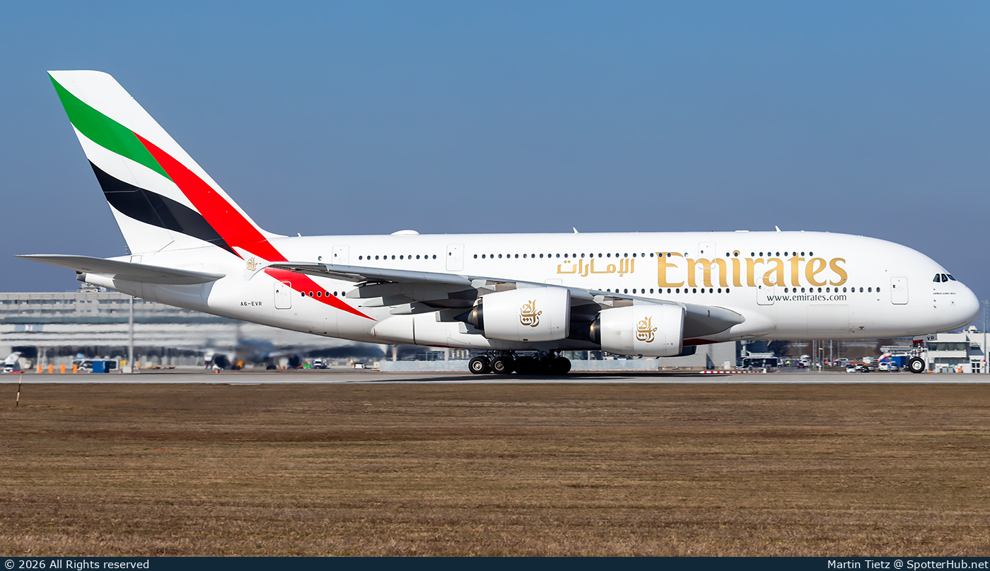 Photo of A6-EVR - Airbus A380-842 operated by Emirates