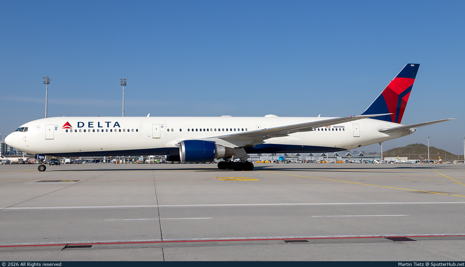 Photo of N839MH - Boeing 767-432(ER) operated by Delta Air Lines