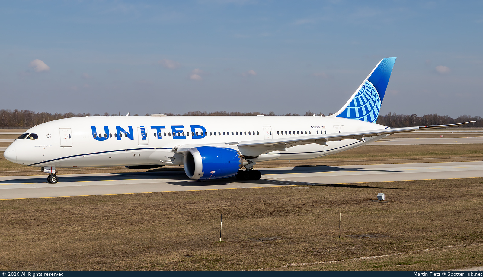 Photo of N30913 - Boeing 787-8 Dreamliner operated by United Airlines