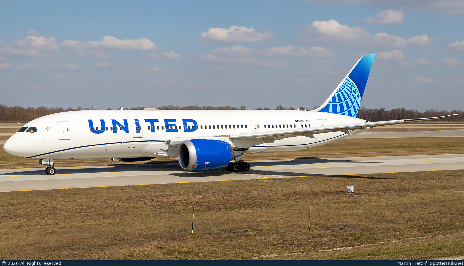 Photo of N45905 - Boeing 787-8 Dreamliner operated by United Airlines