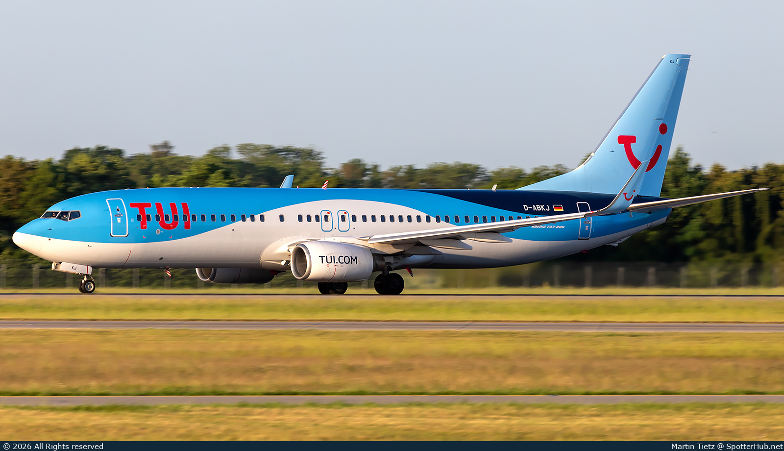 Photo of D-ABKJ - Boeing 737-86J operated by TUIfly