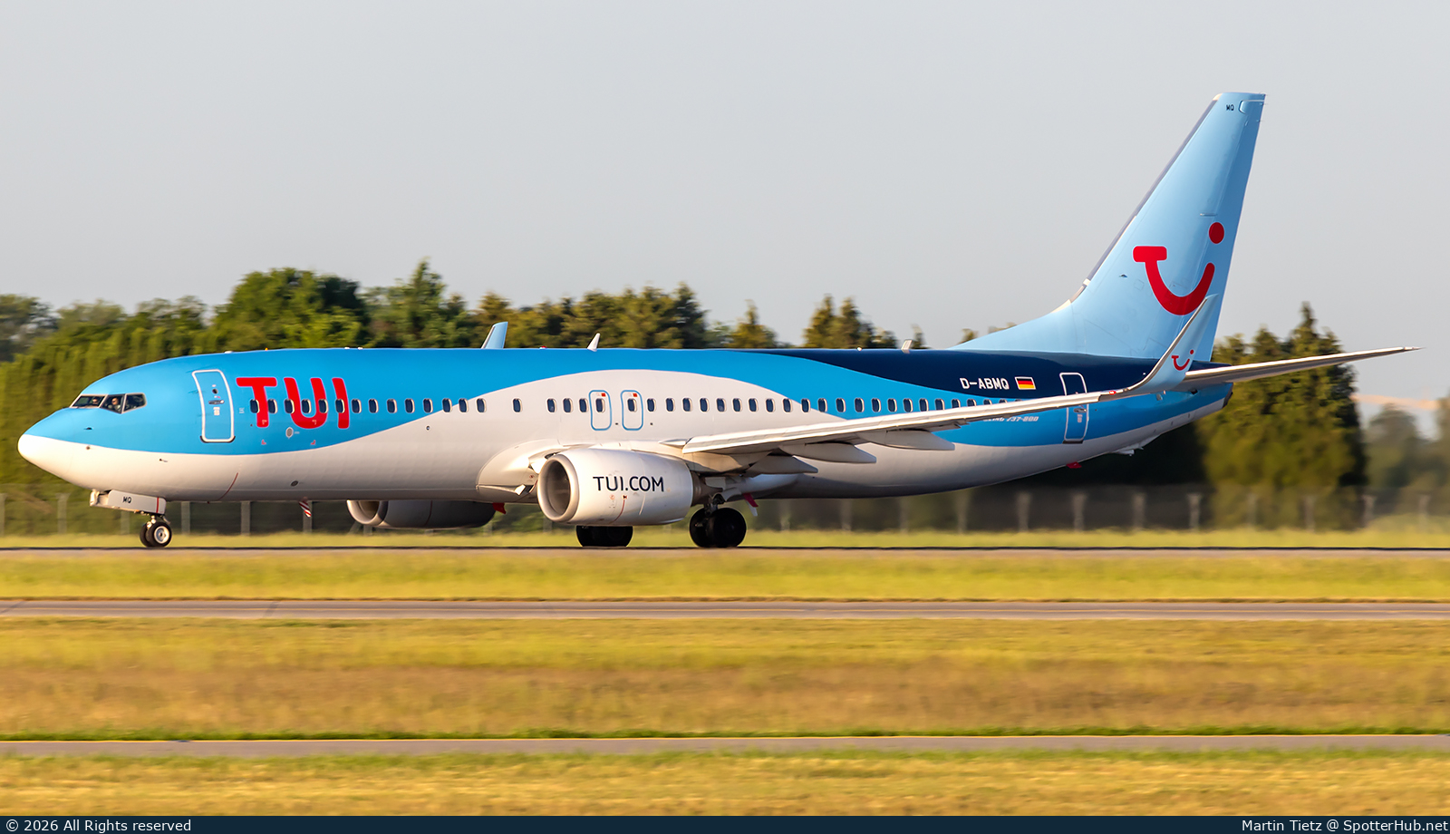 Photo of D-ABMQ - Boeing 737-86J operated by TUIfly