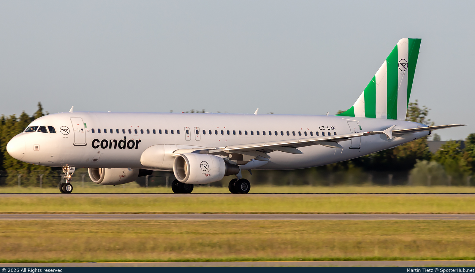 Photo of LZ-LAK - Airbus A320-214 operated by Condor (opb European Air Charter)