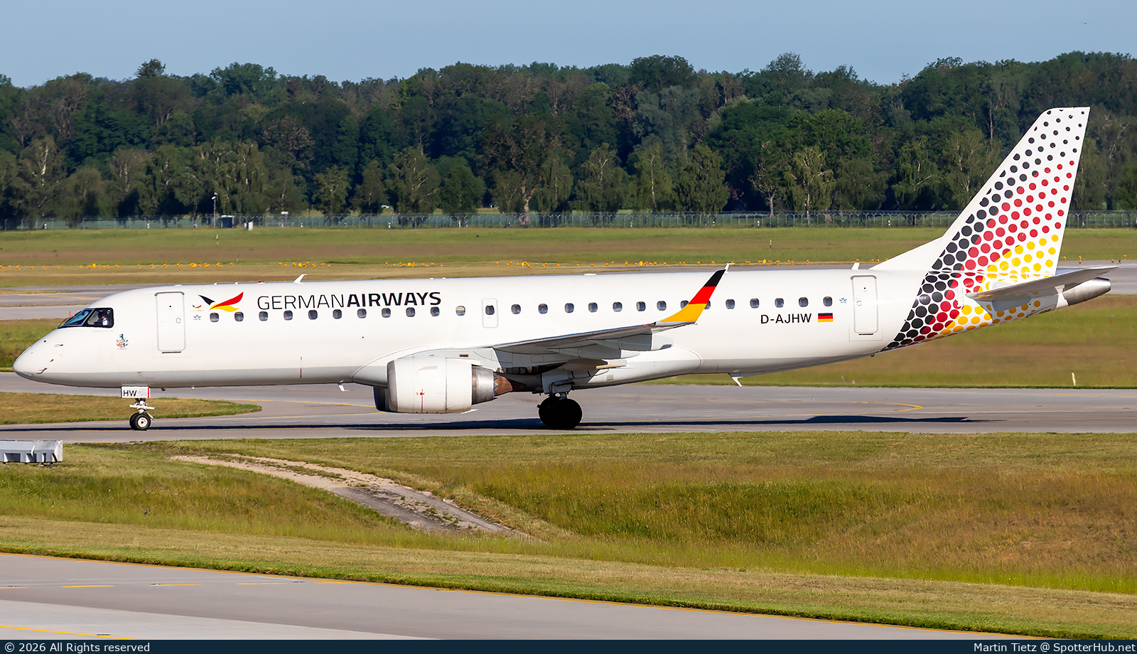 Photo of D-AJHW - Embraer ERJ-190LR operated by German Airways