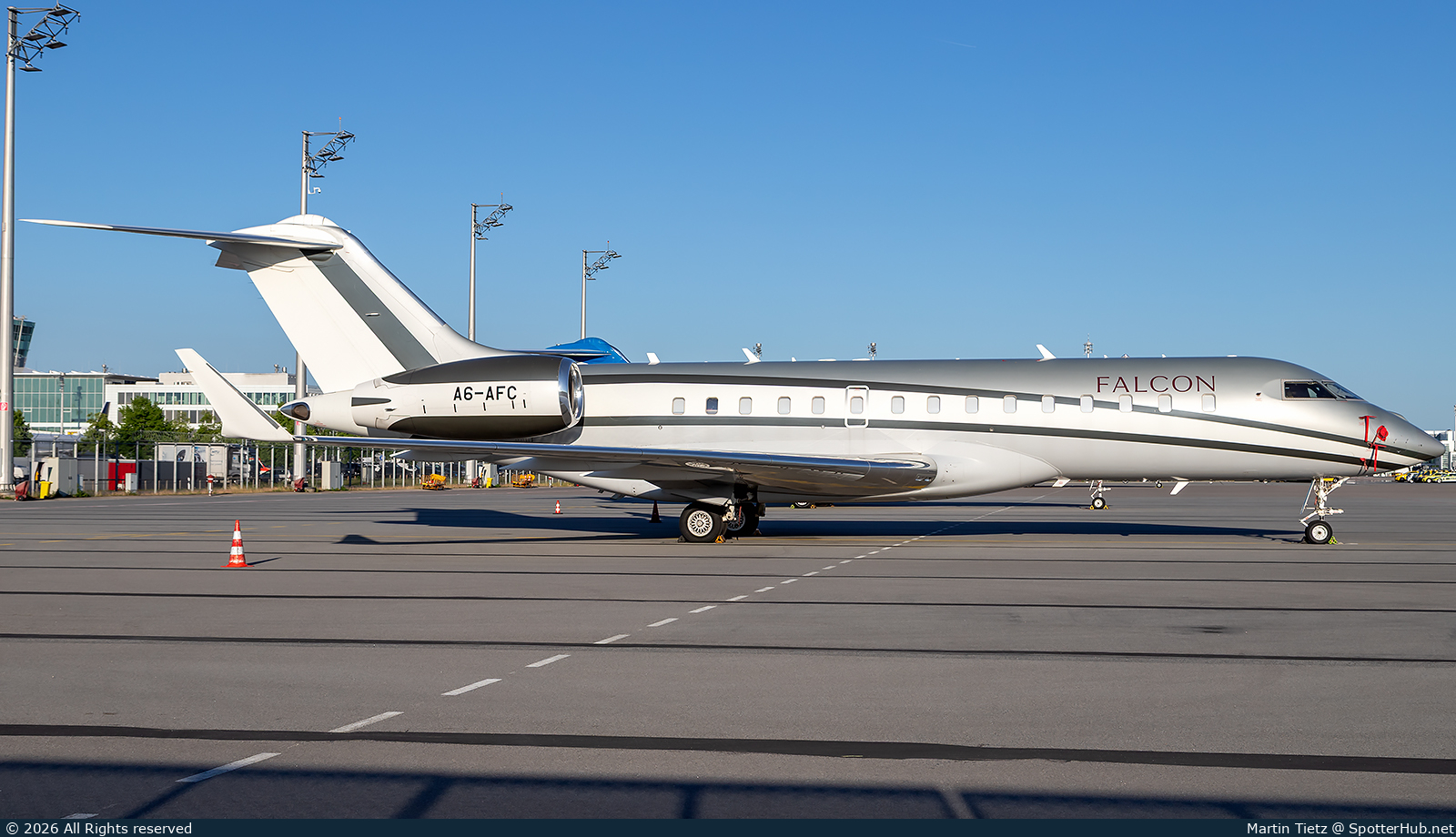 Photo of A6-AFC - Bombardier Global Express XRS operated by Alex Jet
