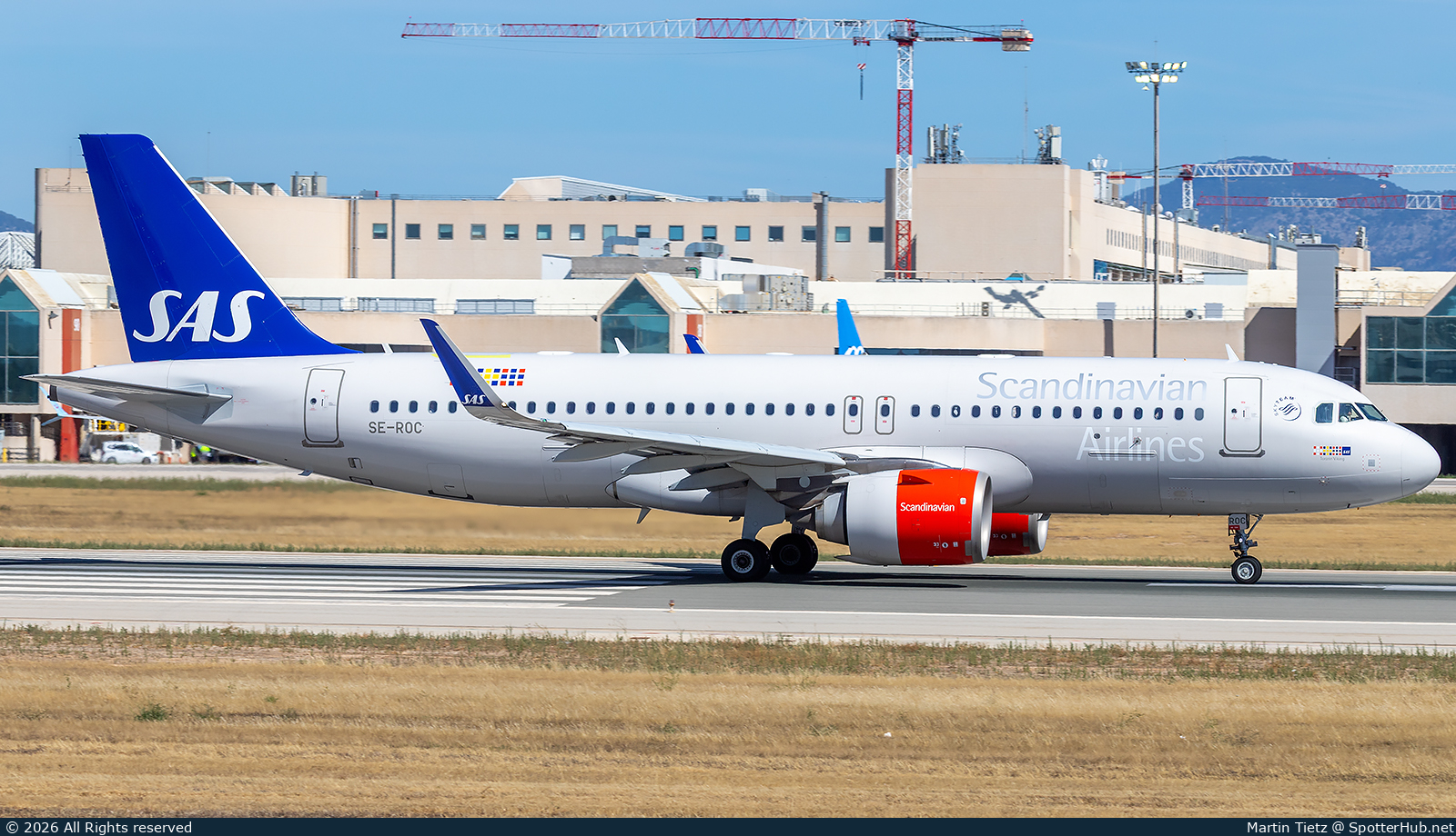 Photo of SE-ROC - Airbus A320-251N operated by SAS Scandinavian Airlines