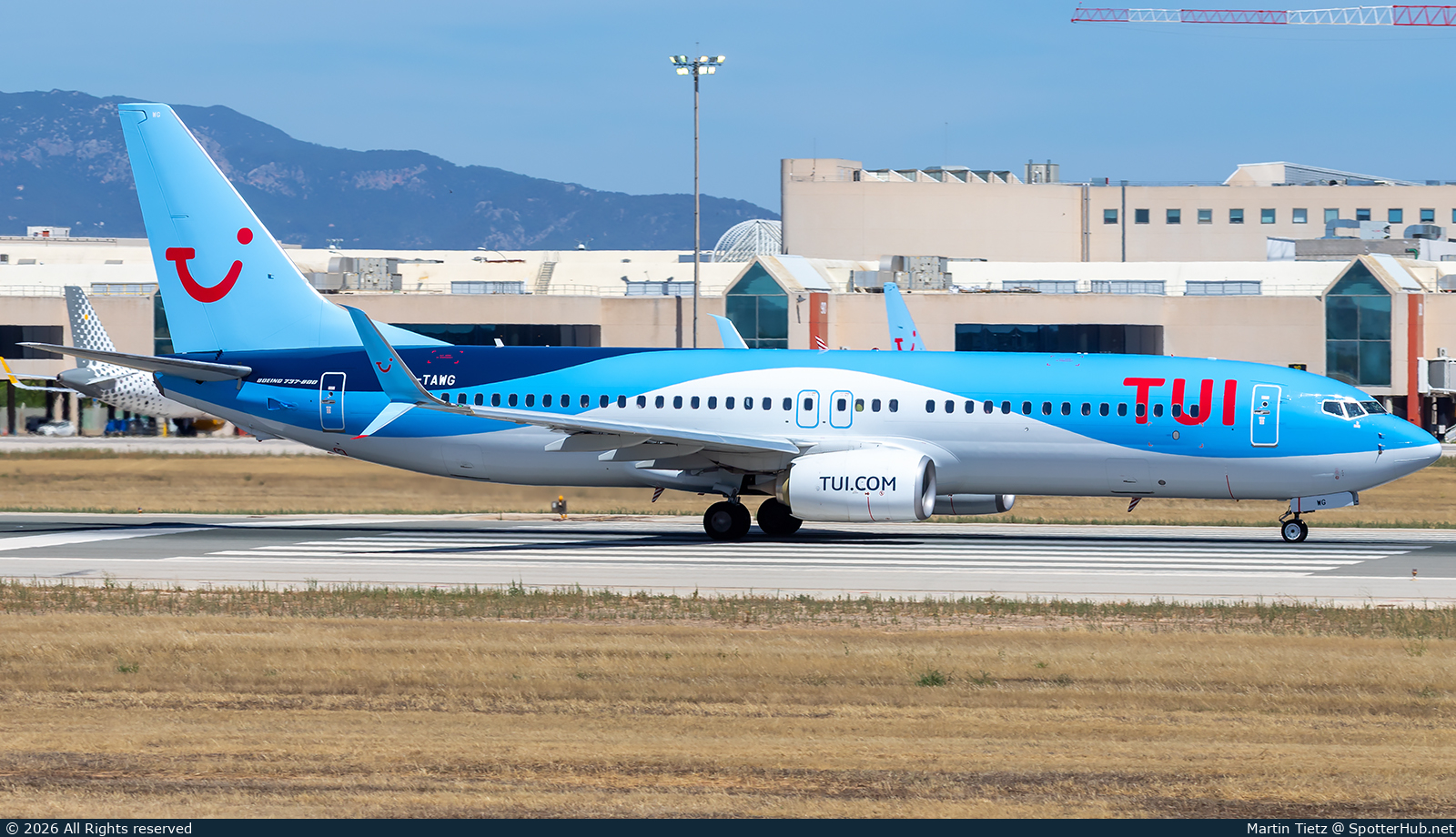 Photo of G-TAWG - Boeing 737-8K5 operated by TUI Airways