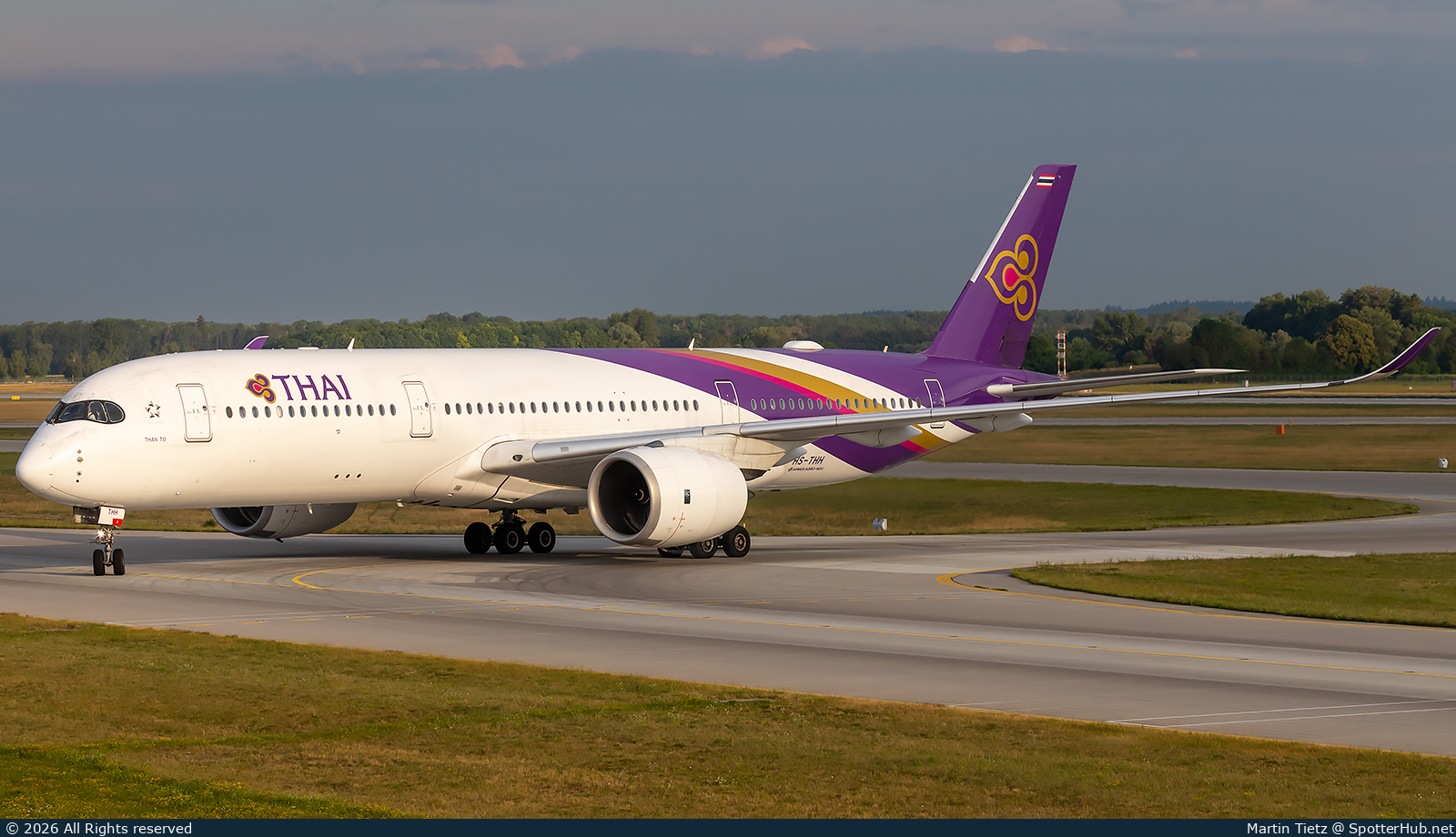 Photo of HS-THH - Airbus A350-941 operated by Thai Airways International