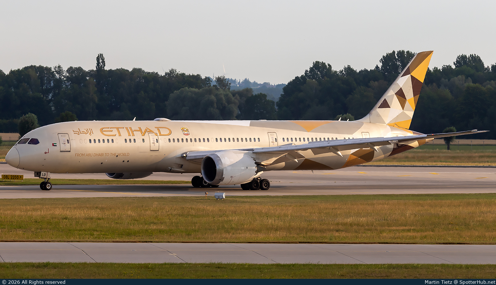 Photo of A6-BLD - Boeing 787-9 Dreamliner operated by Etihad Airways